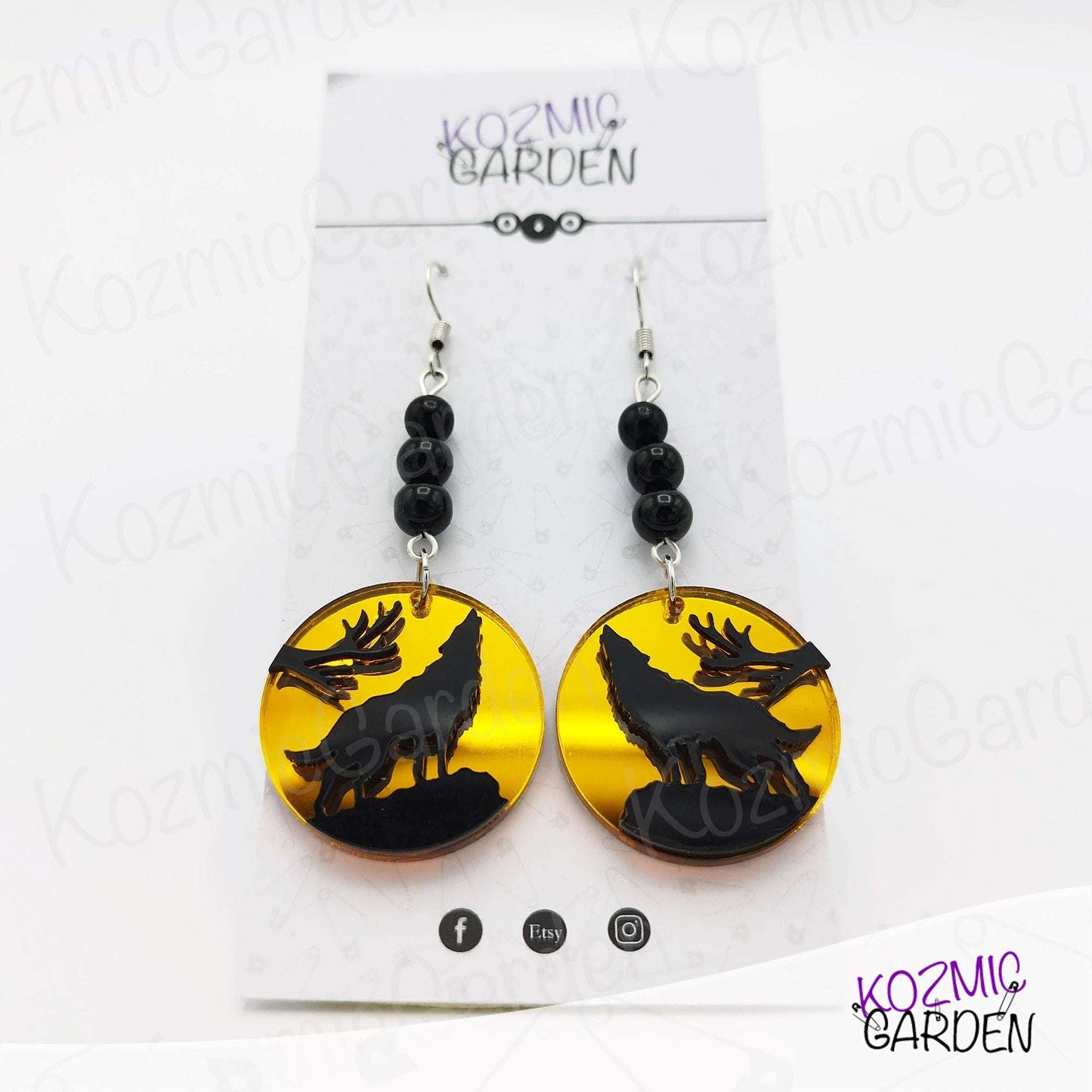 HOWLING WOLF EARRINGS | Unleash the magic of the night!