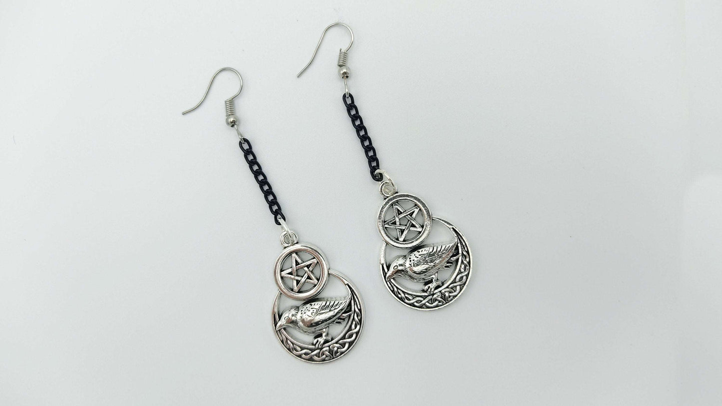 PENTAGRAM RAVEN EARRINGS - Kozmic Garden