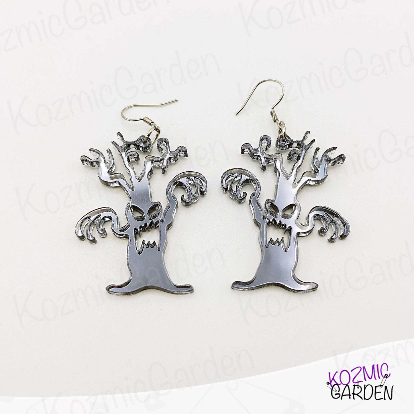 Spooky Tree Earrings | Welcome to the enchanted forest Muahahaha!