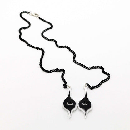 ALICE COOPER EYES NECKLACE - Kozmic Garden