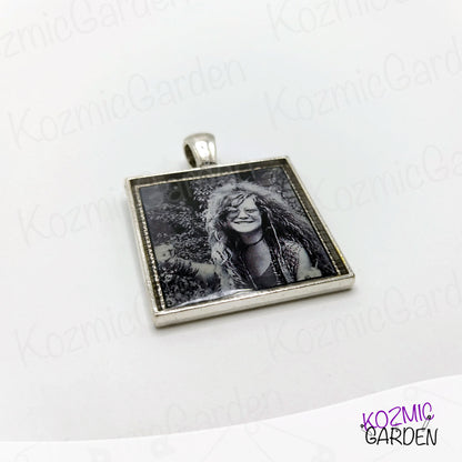 ROCK ALBUM COVER PENDANT | Rock on with legends!