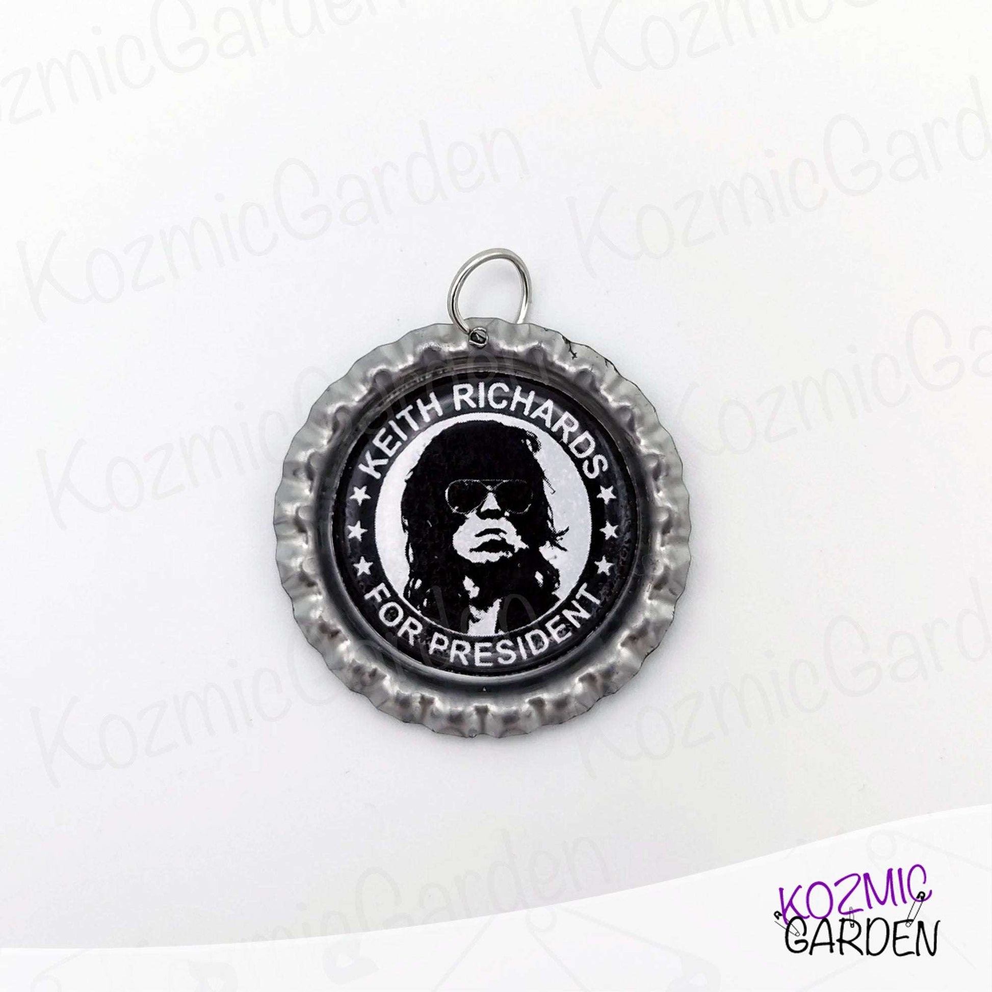 ROCK LEGEND PENDANT | Encapsulate the spirit of Rock 'n' Roll!