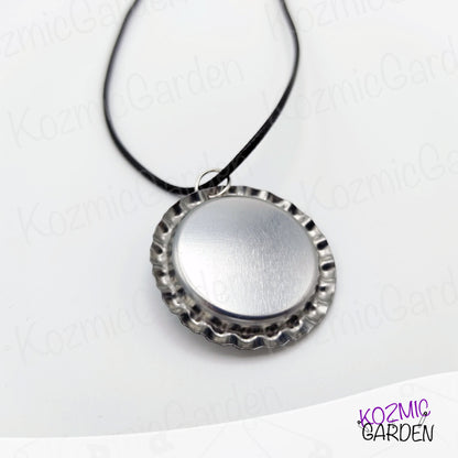 ROCK LEGEND PENDANT | Encapsulate the spirit of Rock 'n' Roll!