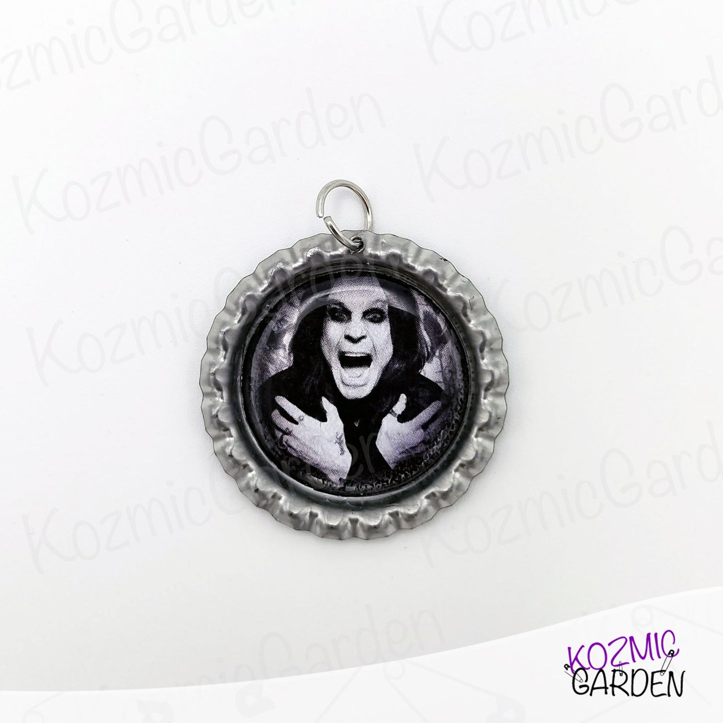 ROCK LEGEND PENDANT | Encapsulate the spirit of Rock 'n' Roll!