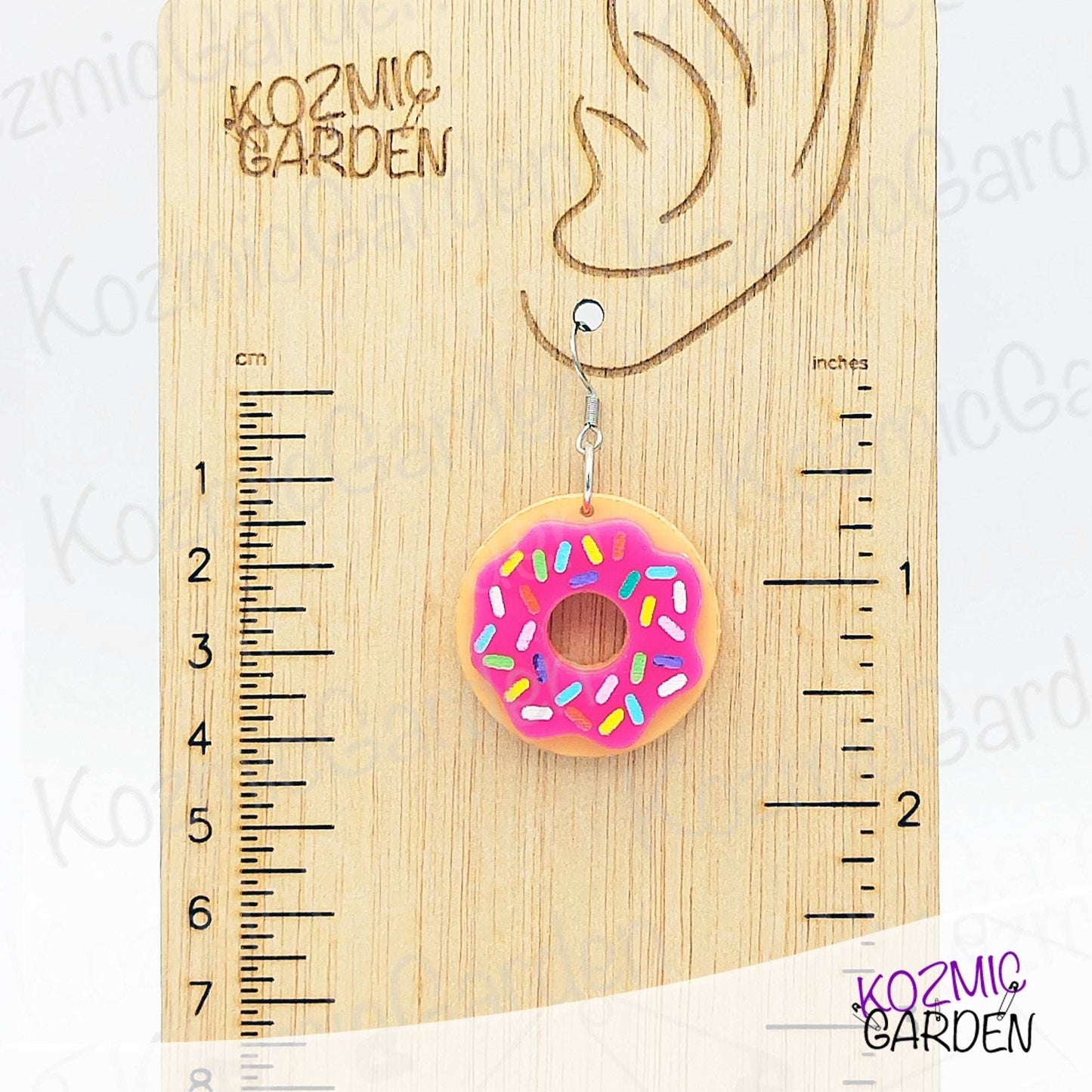 Pink Donut Earrings with Sprinkles – Mmm… donuts!