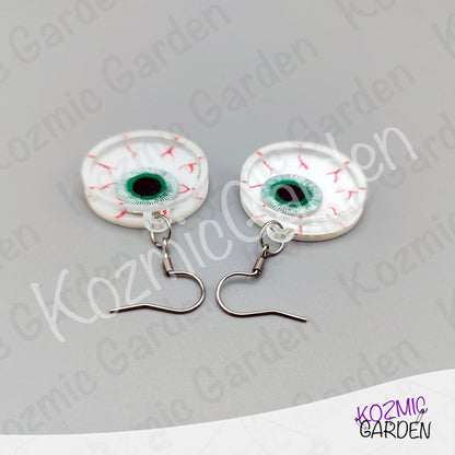 Eyeball Shaker Earrings | Go look around on Halloween!