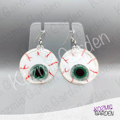 Eyeball Shaker Earrings | Go look around on Halloween!