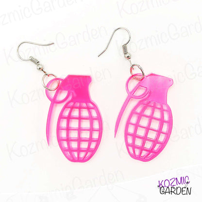 HAND GRENADE EARRINGS | Let your style explode!