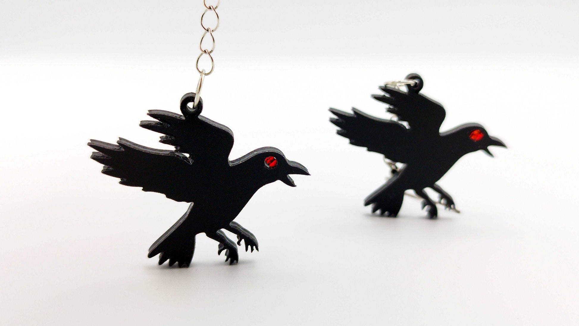 FLYING RAVEN EARRINGS - Kozmic Garden