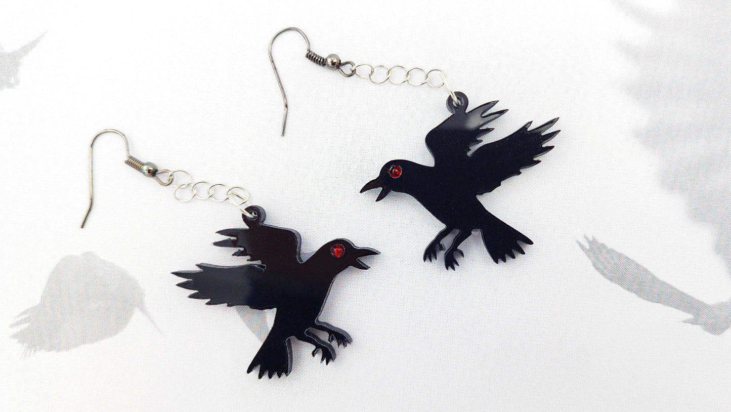 FLYING RAVEN EARRINGS - Kozmic Garden