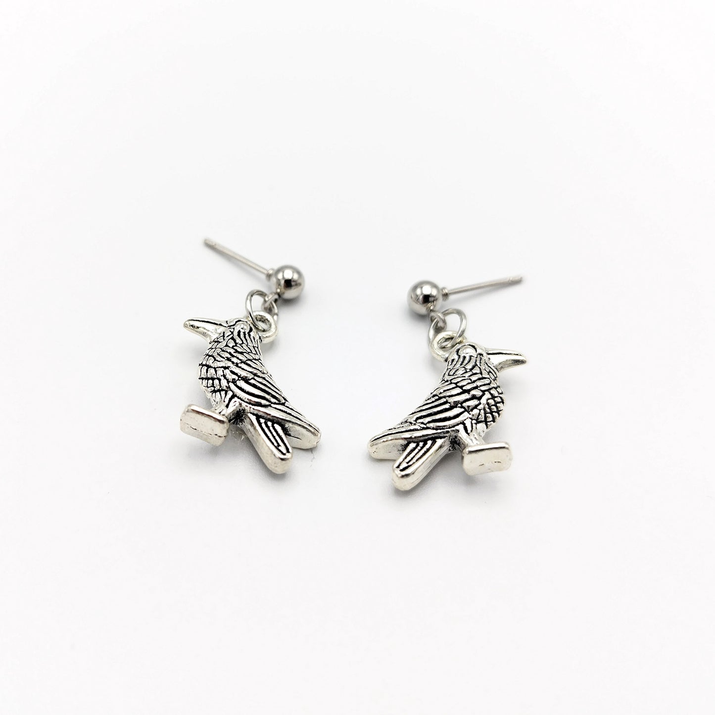 RAVEN STUD EARRINGS - Kozmic Garden