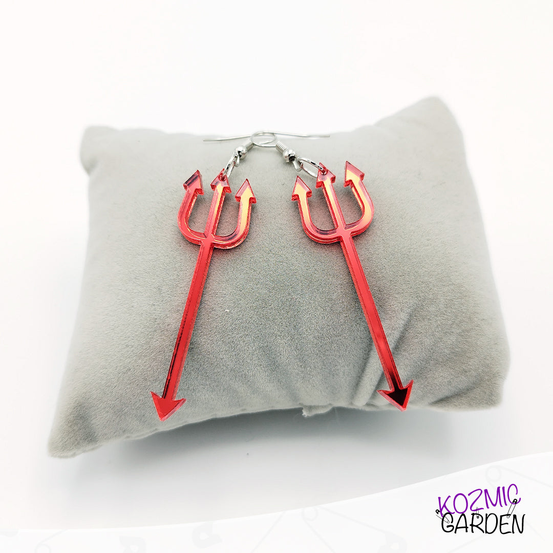 DEVIL'S TRIDENT EARRINGS - Kozmic Garden