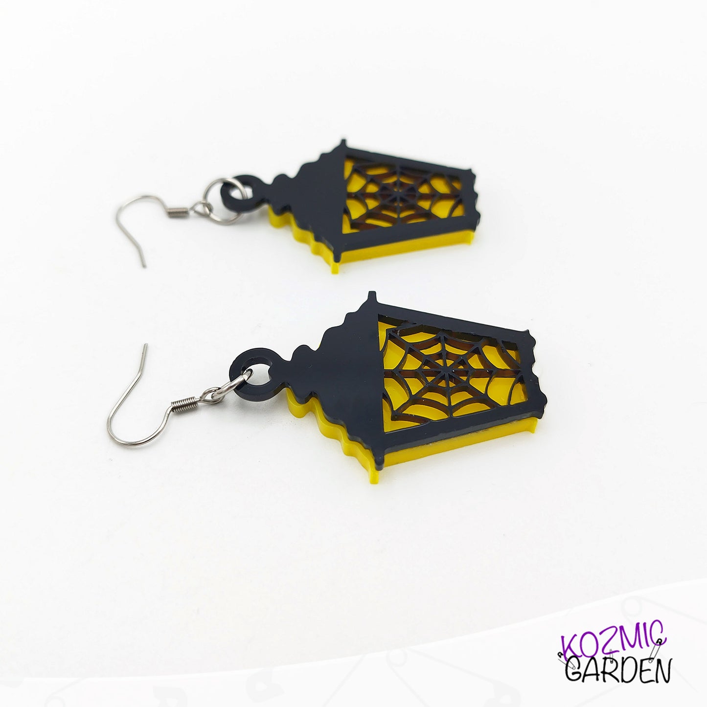 Spider Web Lantern Earrings  – Light up your Spookiness!