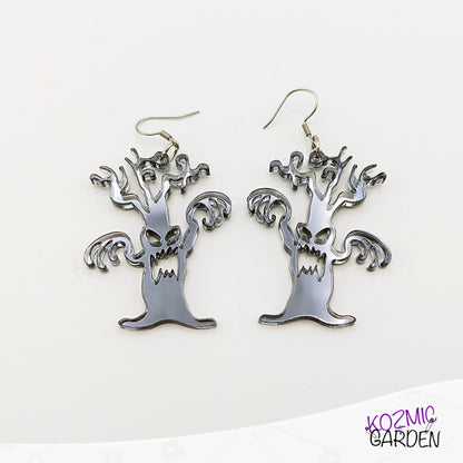 Spooky Tree Earrings | Welcome to the enchanted forest Muahahaha!