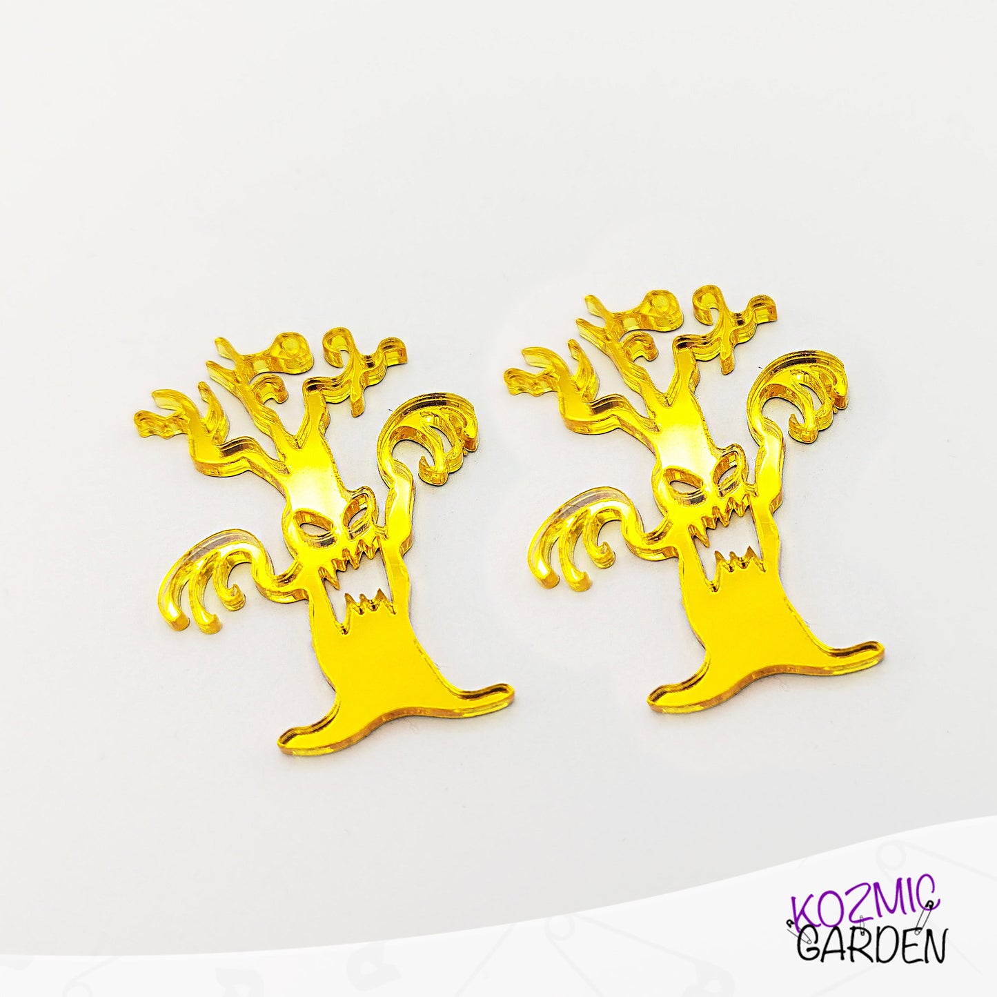 Spooky Tree Earrings | Welcome to the enchanted forest Muahahaha!