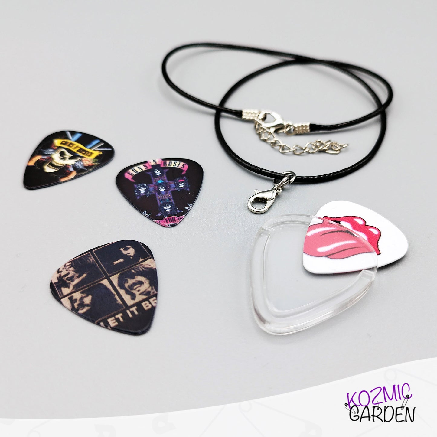 Transparent Guitar Pick Holder Pendant – Keep Your Picks Close in Style!