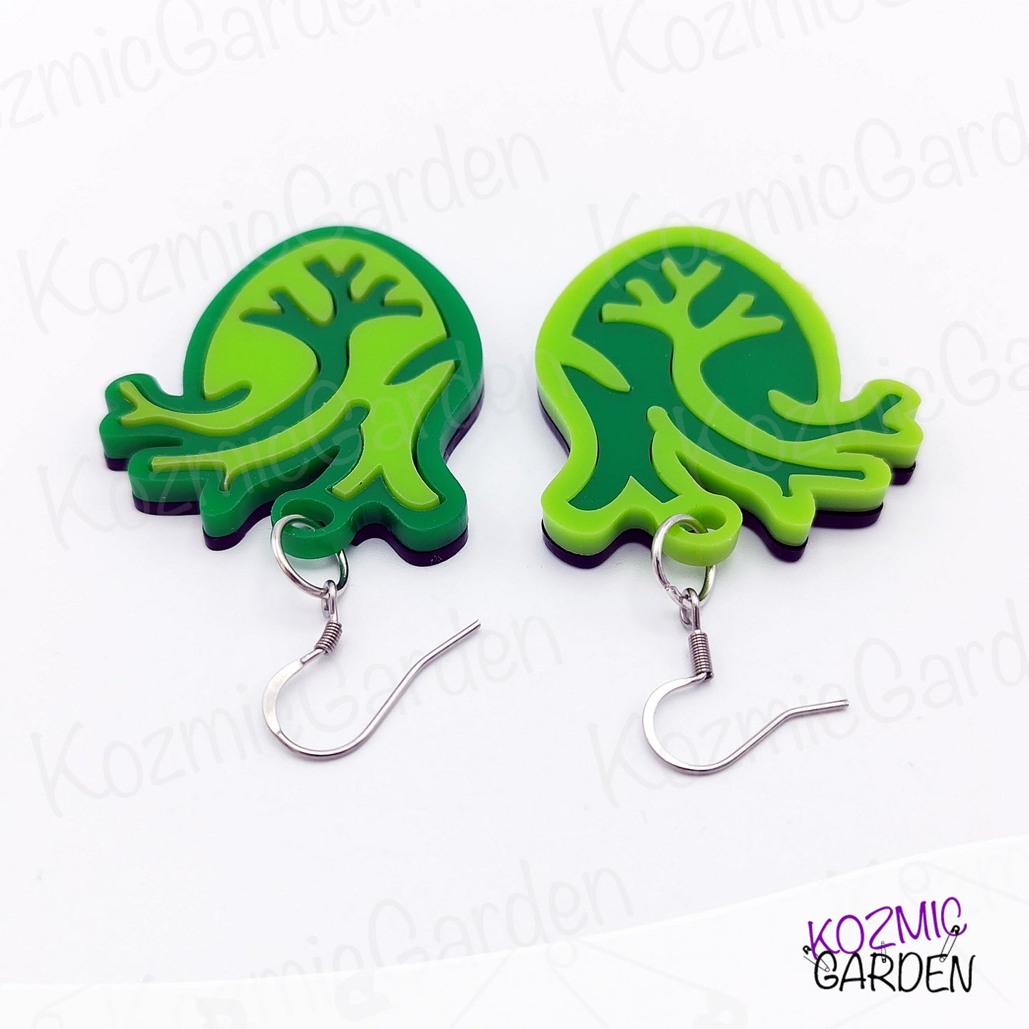 Mismatched Green Zombie Heart Earrings – Perfect for Spooky Souls & Anti-Valentine Vibes