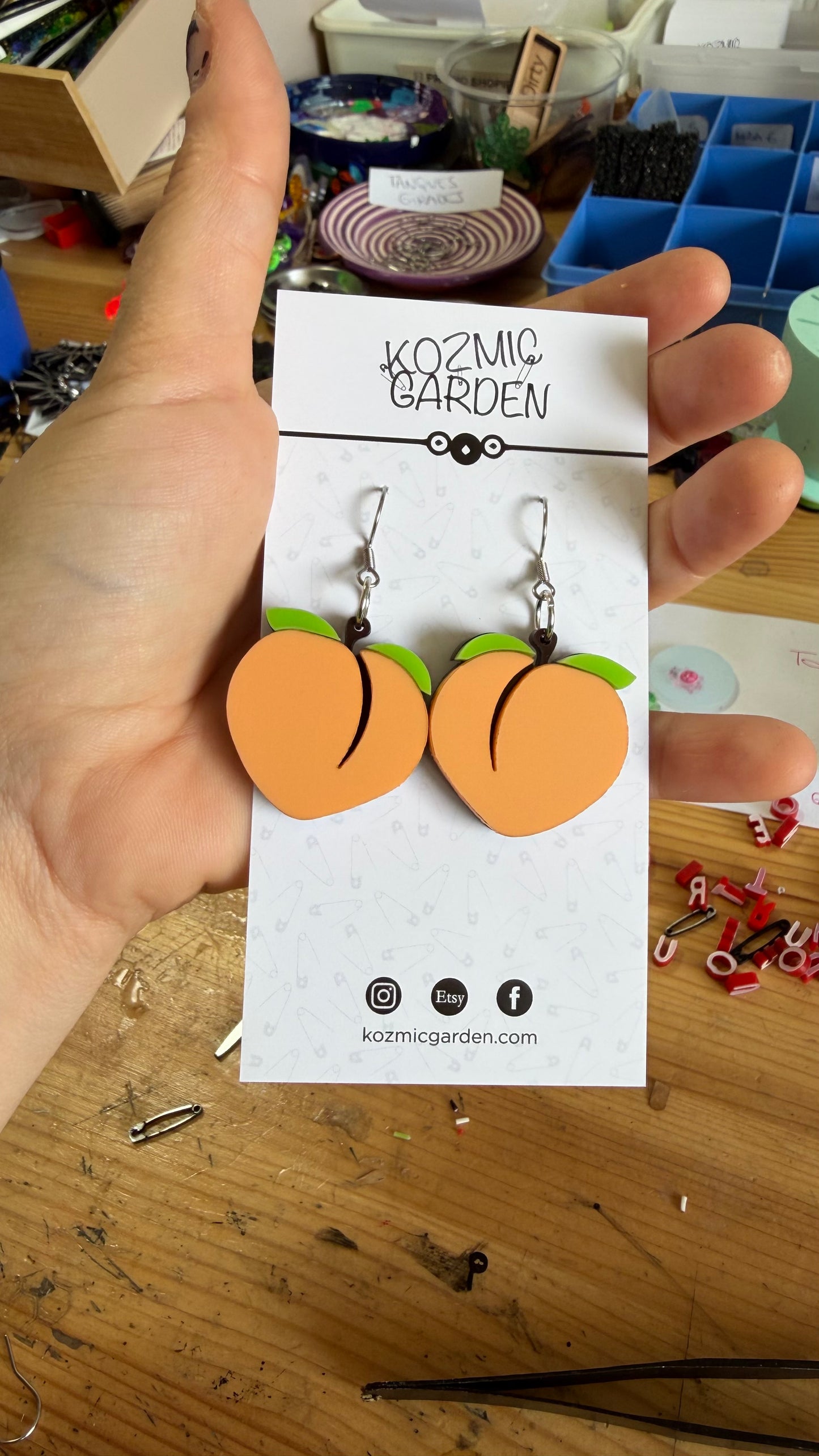 Custom Order: Pêches & BL