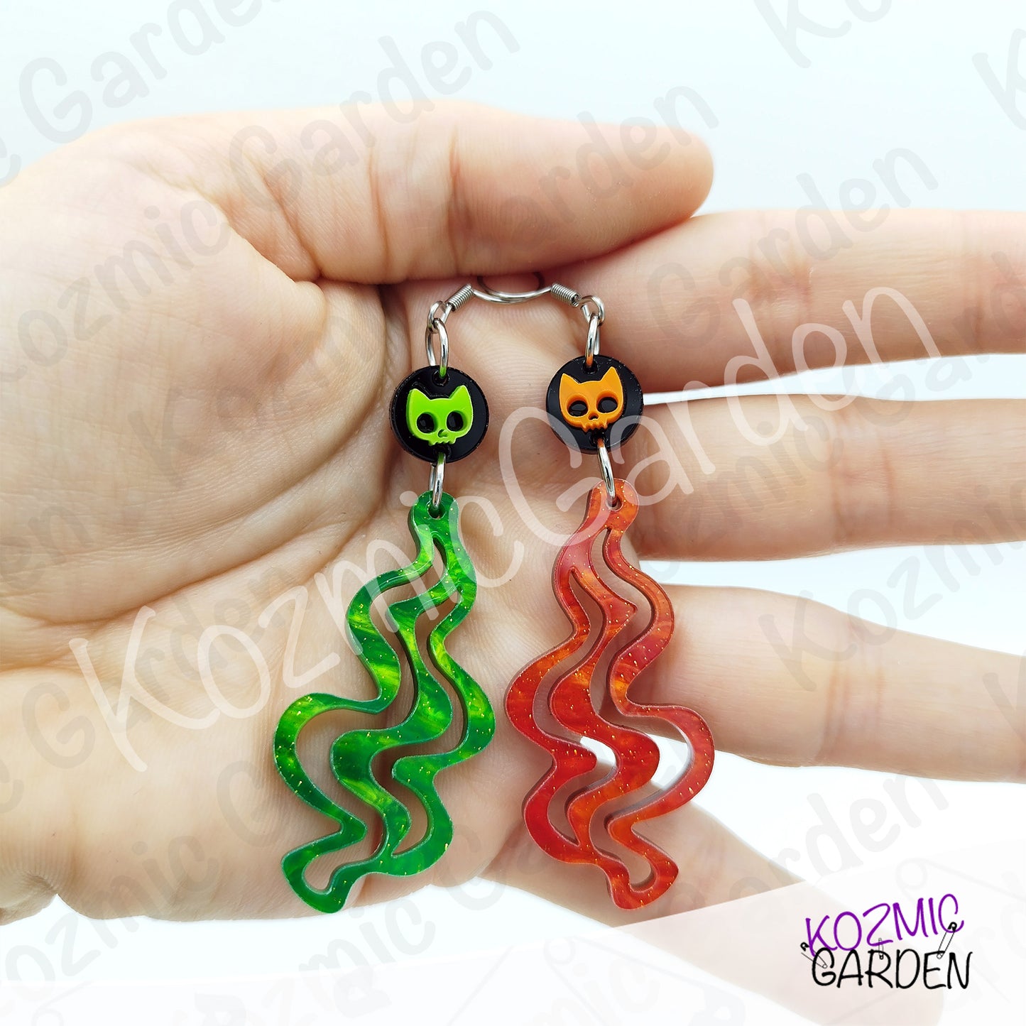 Cat-Sith Magic Smoke Earrings! – Mismatched Halloween Witchy Dangles
