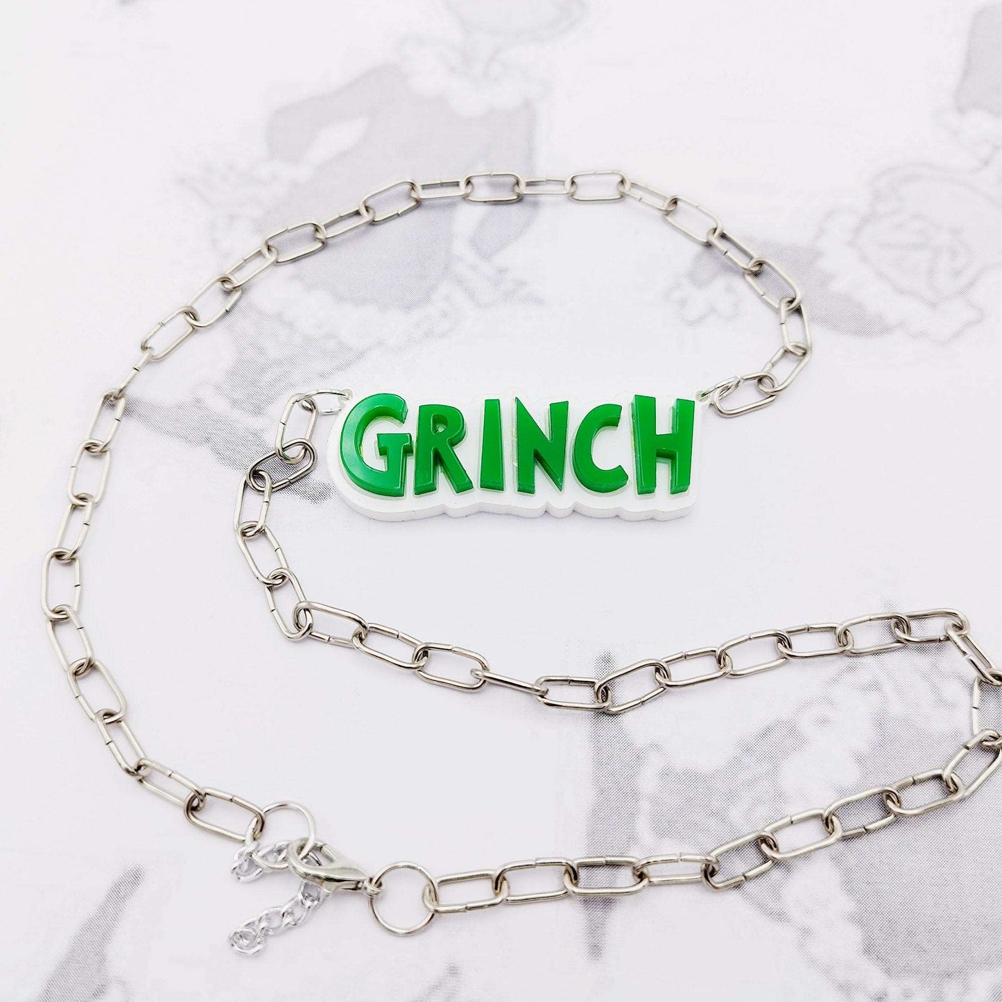 PUNK GRINCH NECKLACE - Kozmic Garden