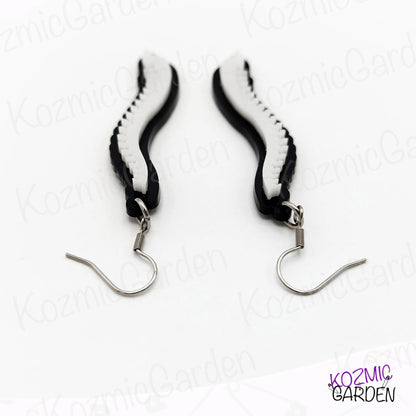 Vertebral Column Earrings – Spine-chilling style for anatomy lovers!