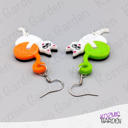 Mismatched Cat with Yarn Earrings - Playful cats, colorful yarn, endless smiles!