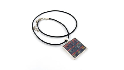 DELOREAN TIME CIRCUITS PENDANT - Kozmic Garden